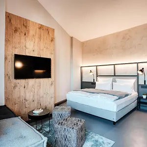 **** Aparthotel Cloud No7 Lofts Deutschland